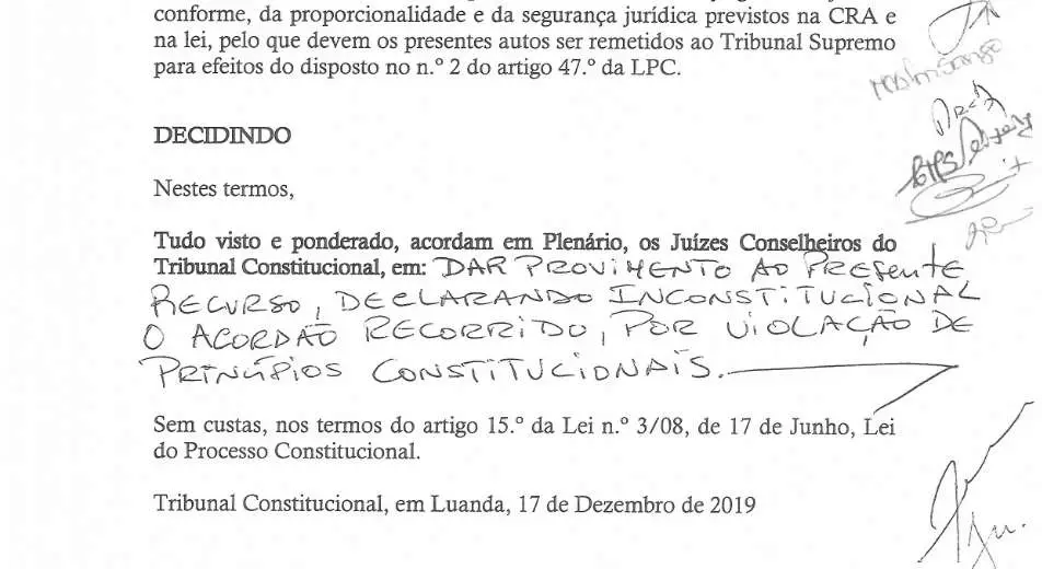 Parte decisória manuscrita do Acórdão n.º 584/2019
