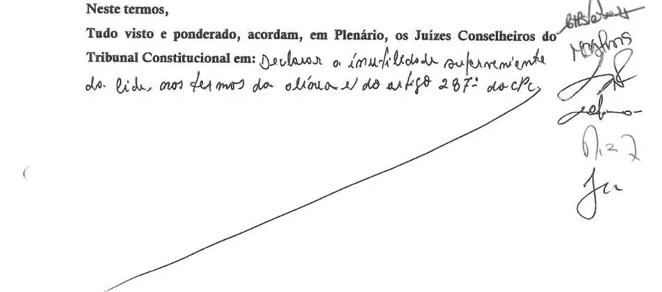 Parte decisória manuscrita do Acórdão n.º 675/2021