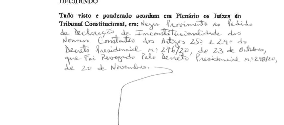 Parte decisória manuscrita do Acórdão n.º 689/2021