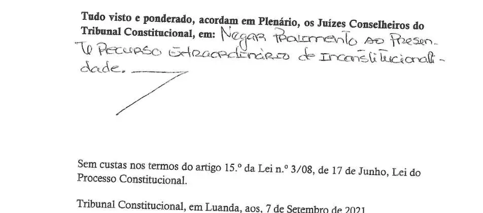 Parte decisória manuscrita do Acórdão n.º 695/2021