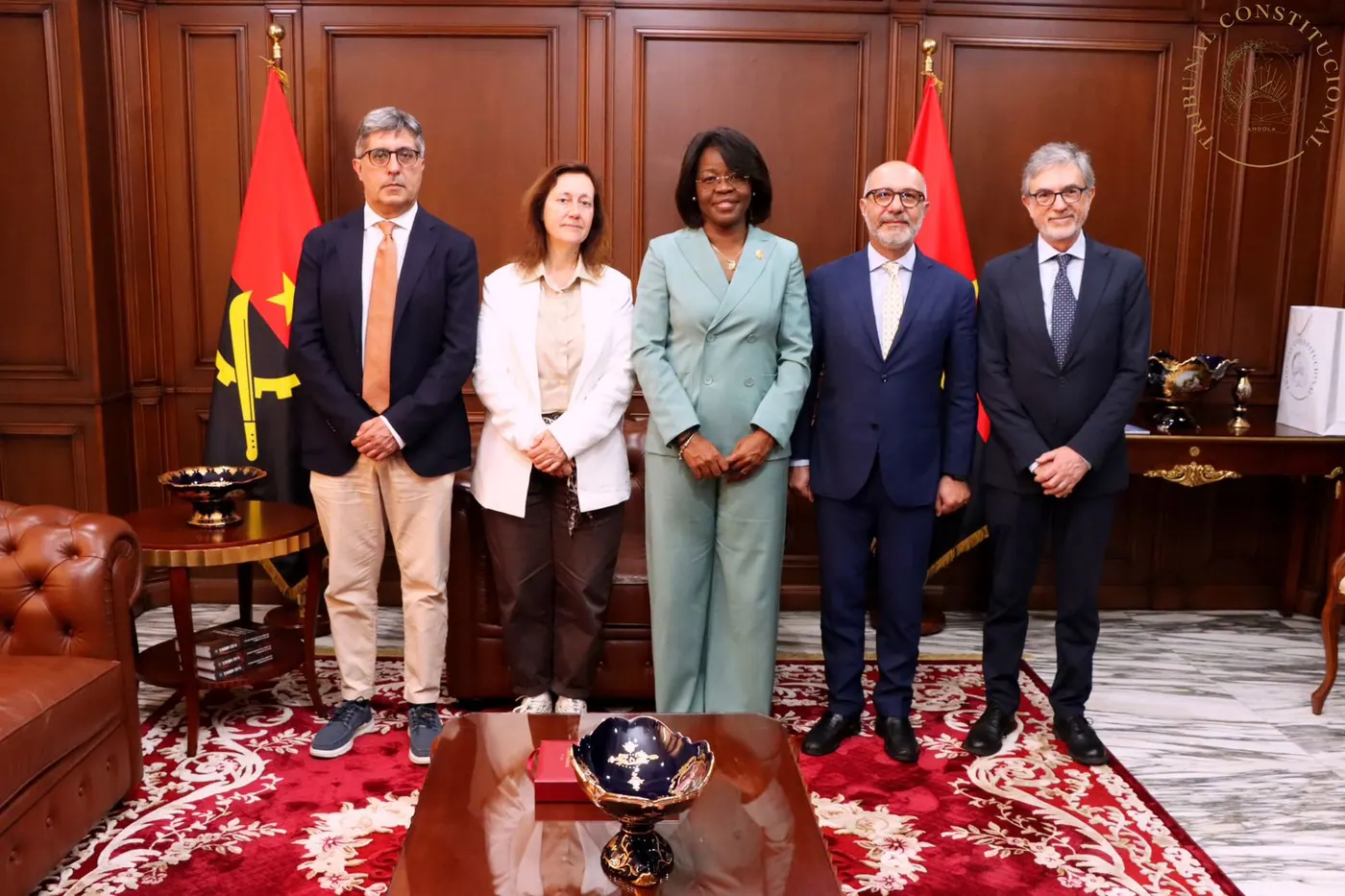 Fotografia: Académicos Italianos recebidos no Tribunal Constitucional