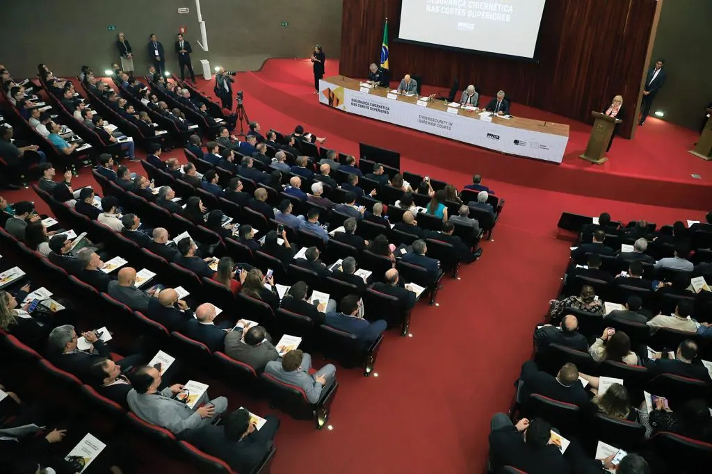 Fotografia: Seminário internacional de segurança cibernética nas cortes superiores